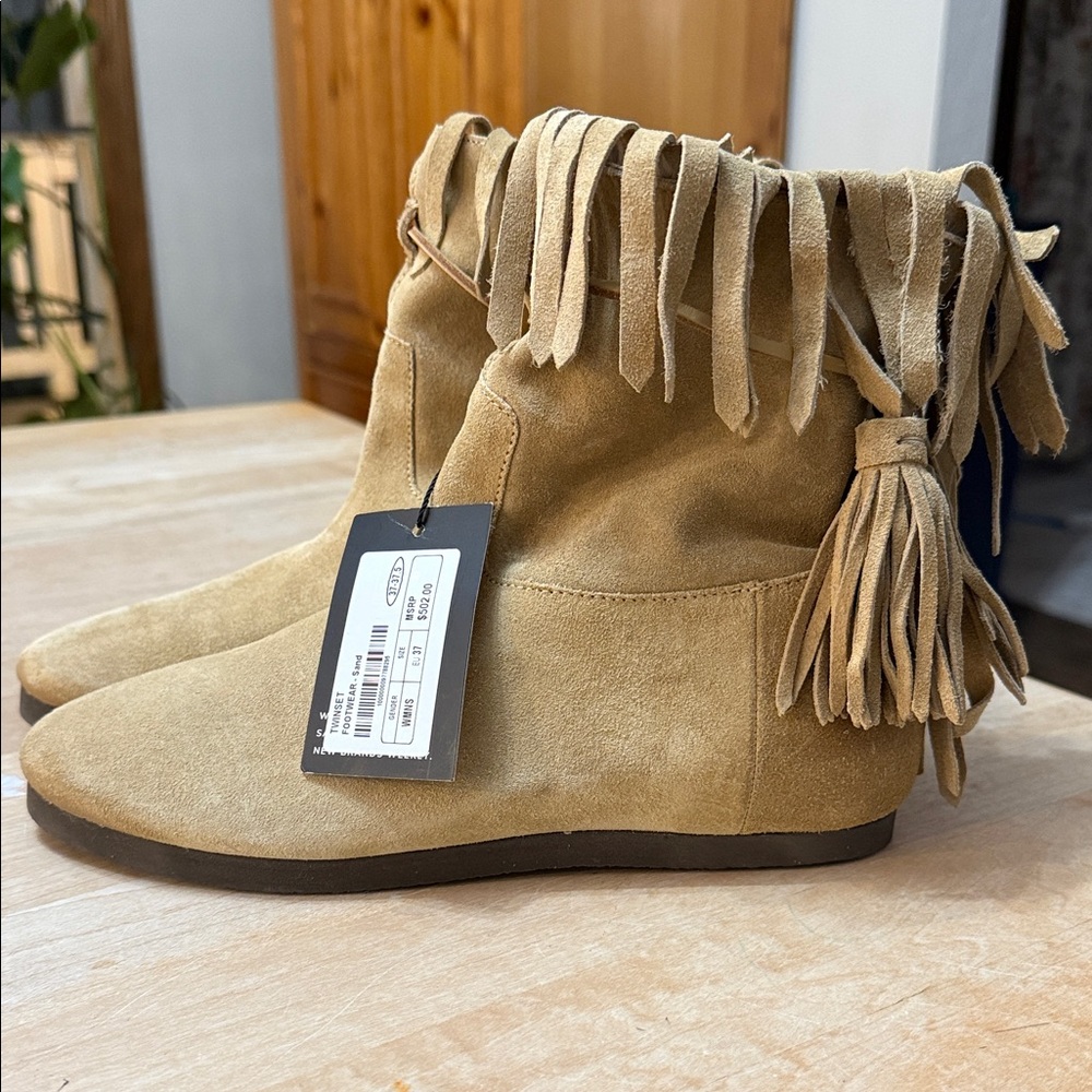 Twinset leather ankle boots, made in Italy